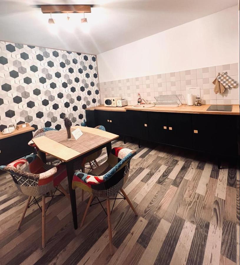 Apartament Aretta Брашов Екстериор снимка
