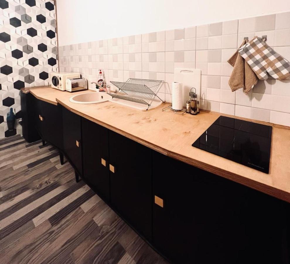 Apartament Aretta Брашов Екстериор снимка