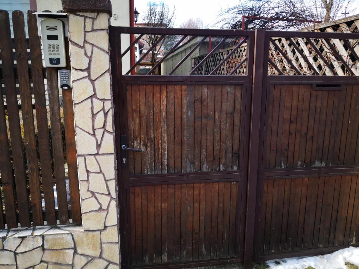 Apartament Aretta Брашов Екстериор снимка